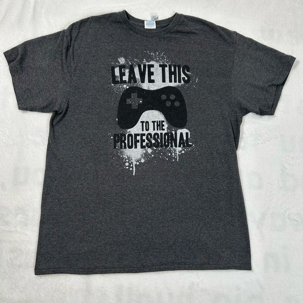 Gamer Graphic T-Shirt Men's Large Gray Leave This To The Professionals Tee Print